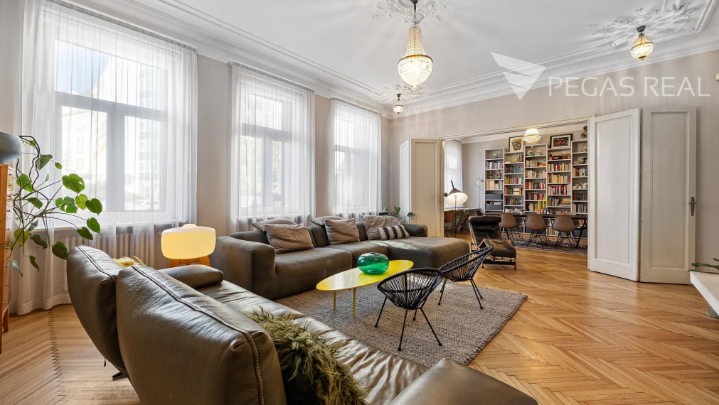 NOVÁ CENA - Luxusný 5-izbový byt v Starom Meste na Leškovej ulici - VIDEO