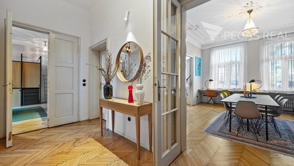 NOVÁ CENA - Luxusný 5-izbový byt v Starom Meste na Leškovej ulici - VIDEO