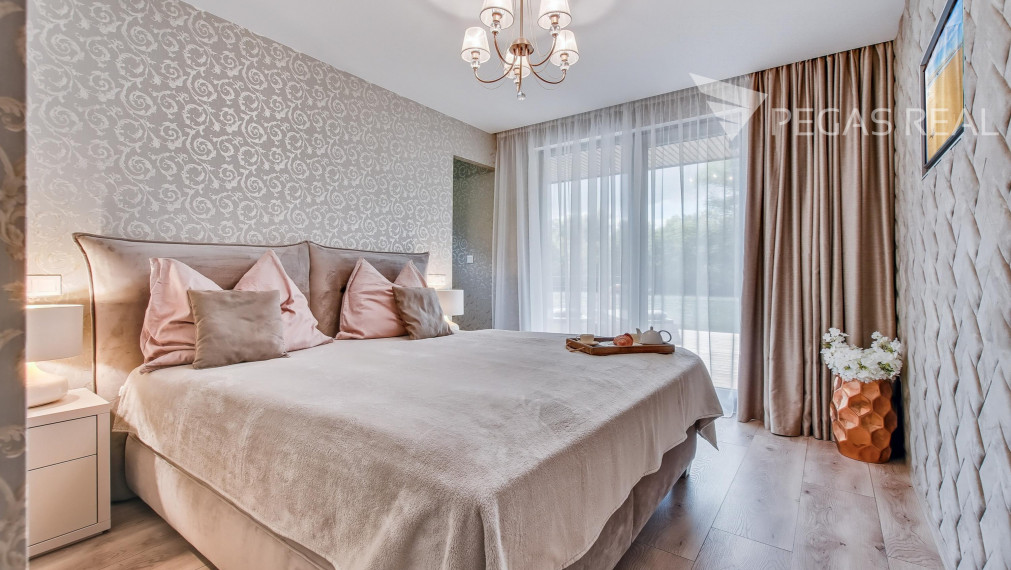 Fenomenálny hausbót v exkluzívnej lokalite Jaroveckého ramena - VIDEO