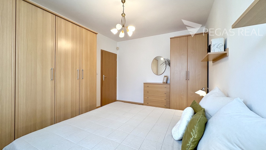 **PREDANÝ** Slnečný 5i rodinný dom so záhradou a garážou v príjemnom tichom prostredí DNV v časti Paulinské