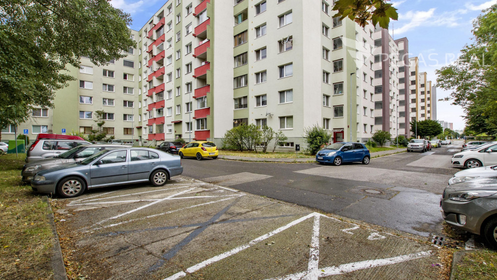 REZERVOVANÉ 3-izbový byt po kompletnej rekonštrukcii s loggiou - VIDEO