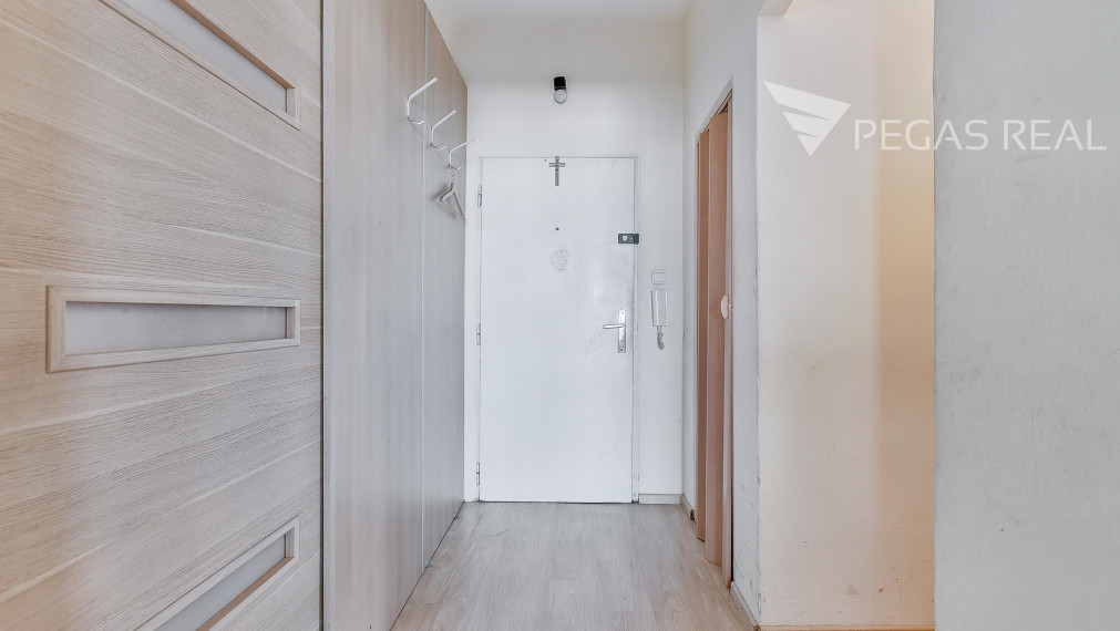 REZERVOVANÉ -3,5 -izbový byt na Martinčekovej ul. v BA vhodný na rekonštrukciu