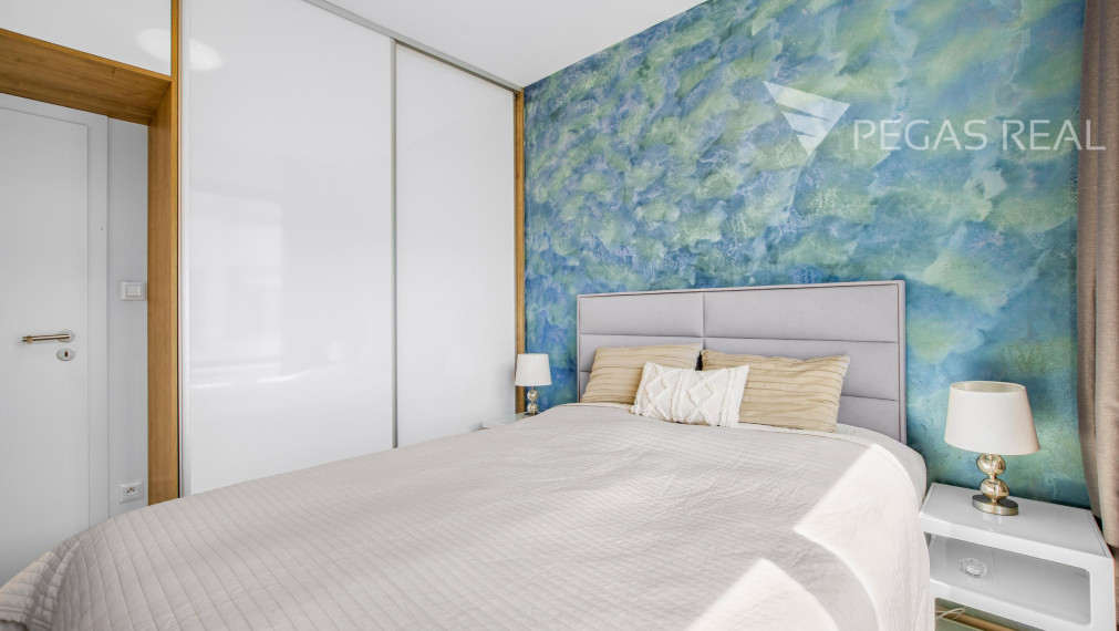 REZERVOVANÉ: Krásny 3-izbový byt s veľkým slnečným balkónom v Ružinove