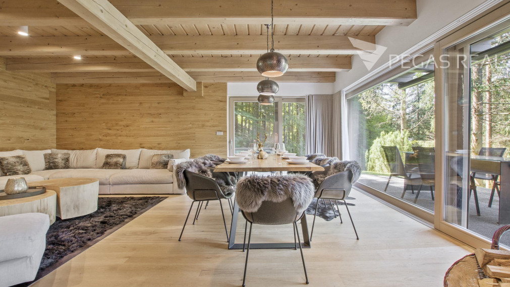 LUXUSNÝ CHALET PRI LYŽIARSKOM STREDISKU JASNÁ NA TÁLOCH V BYSTREJ - NÍZKE TATRY