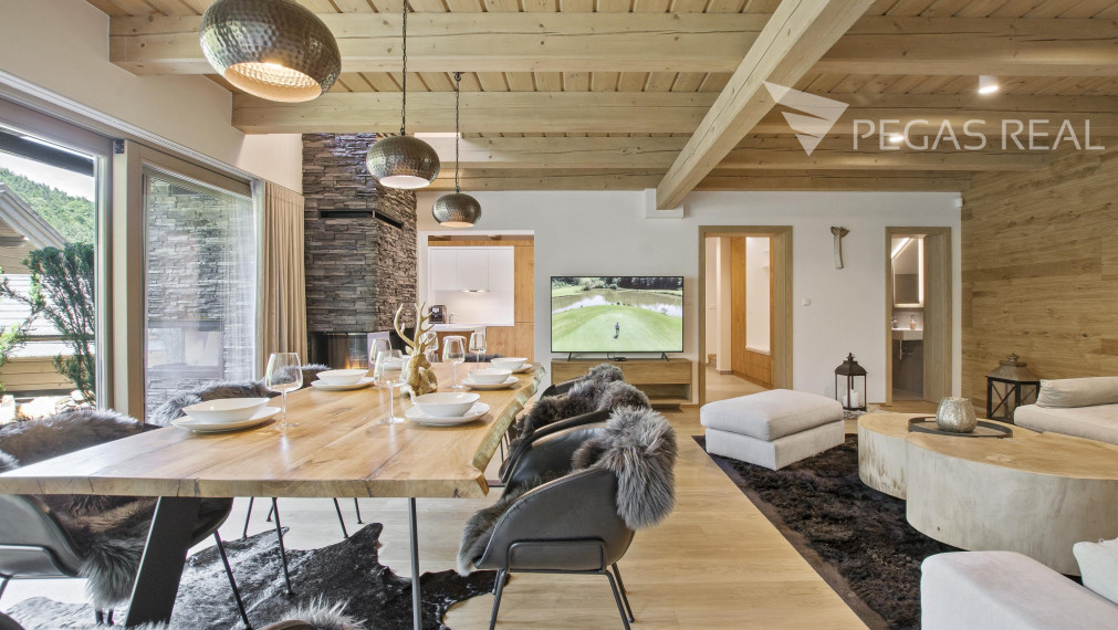 LUXUSNÝ CHALET PRI LYŽIARSKOM STREDISKU JASNÁ NA TÁLOCH V BYSTREJ - NÍZKE TATRY