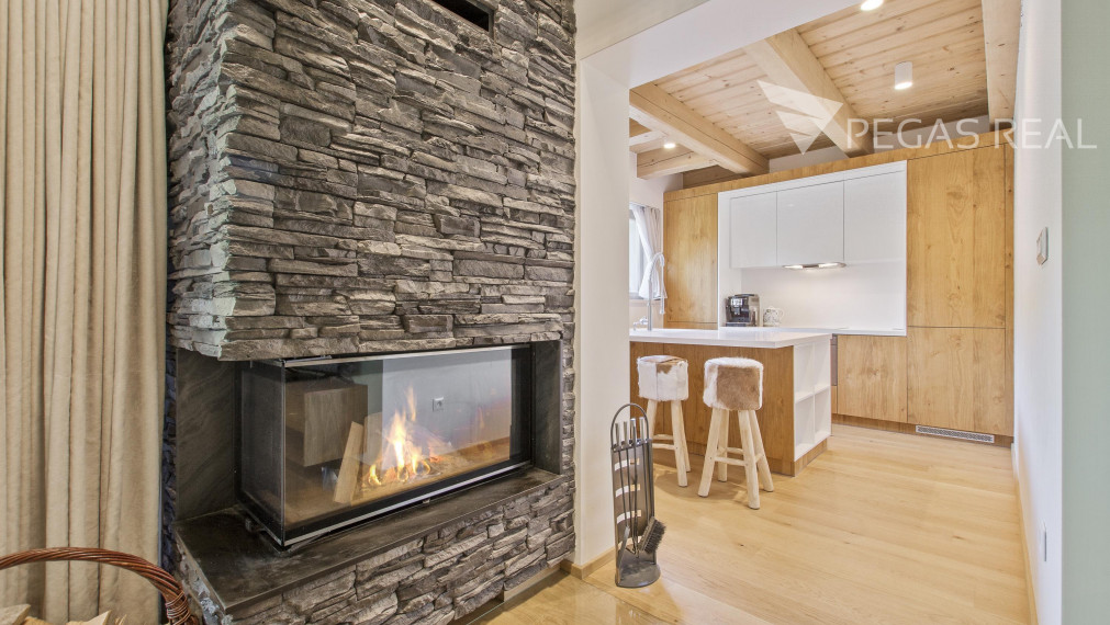 LUXUSNÝ CHALET PRI LYŽIARSKOM STREDISKU JASNÁ NA TÁLOCH V BYSTREJ - NÍZKE TATRY