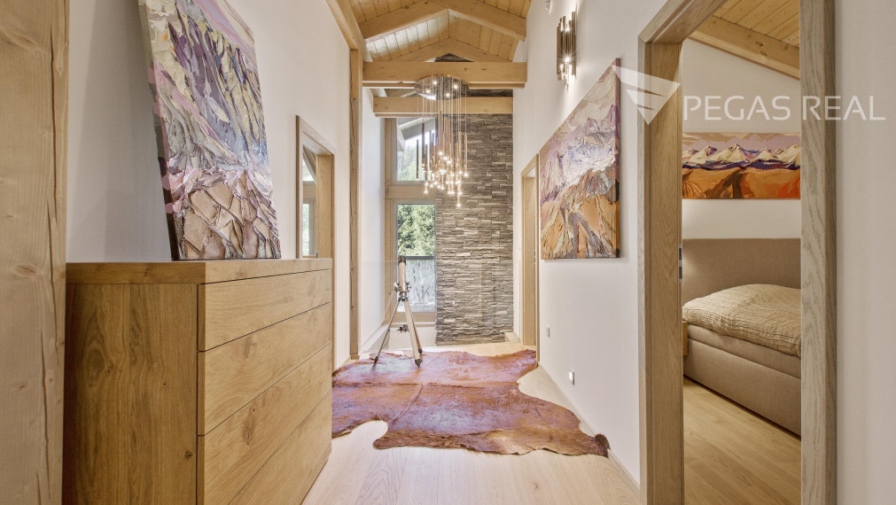 LUXUSNÝ CHALET PRI LYŽIARSKOM STREDISKU JASNÁ NA TÁLOCH V BYSTREJ - NÍZKE TATRY