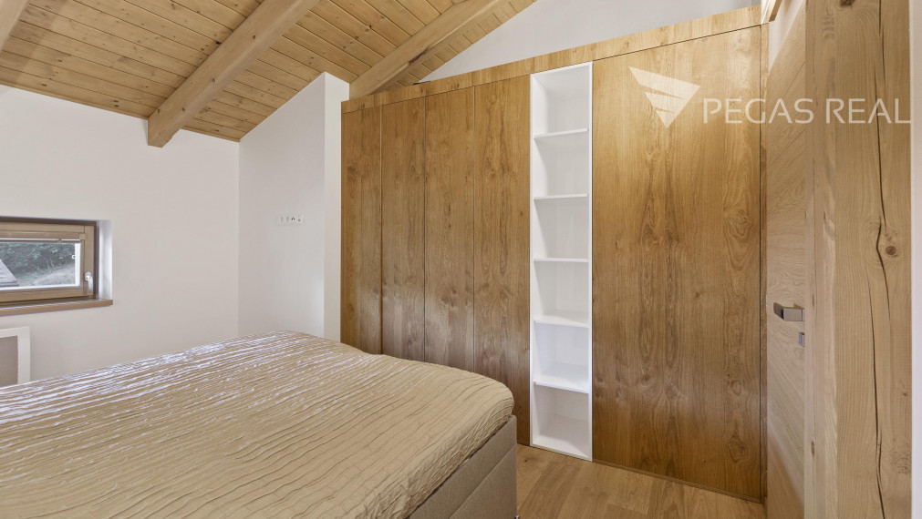 LUXUSNÝ CHALET PRI LYŽIARSKOM STREDISKU JASNÁ NA TÁLOCH V BYSTREJ - NÍZKE TATRY