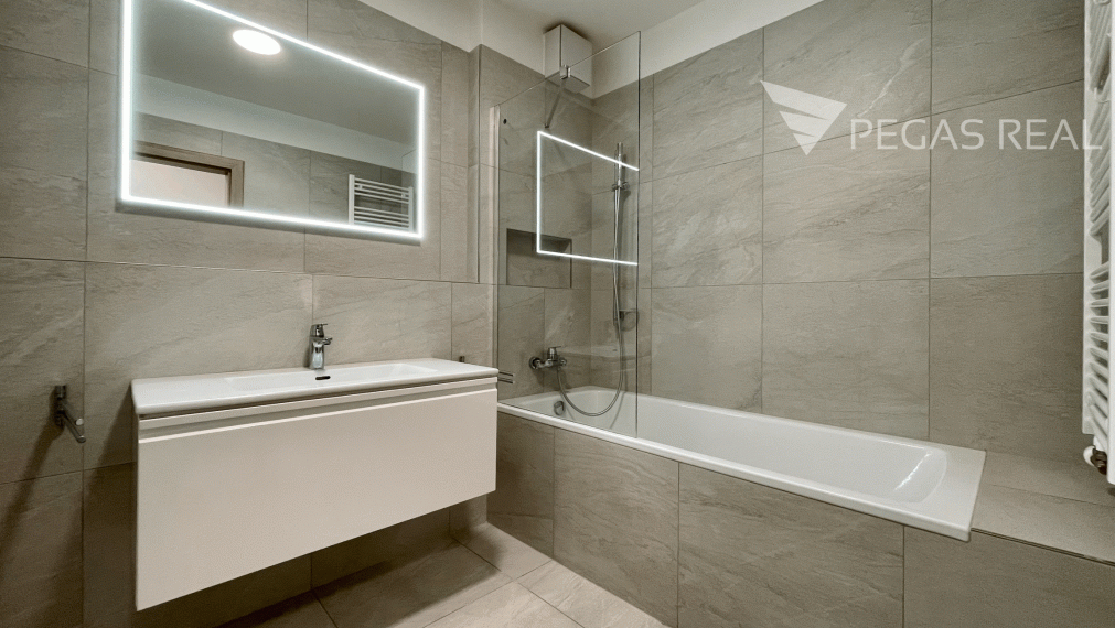 3 izbový byt v novostavbe ZWIRN s parkingom - VIDEO