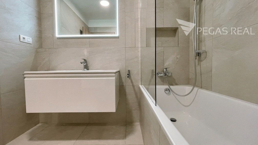 3 izbový byt v novostavbe ZWIRN s parkingom - VIDEO