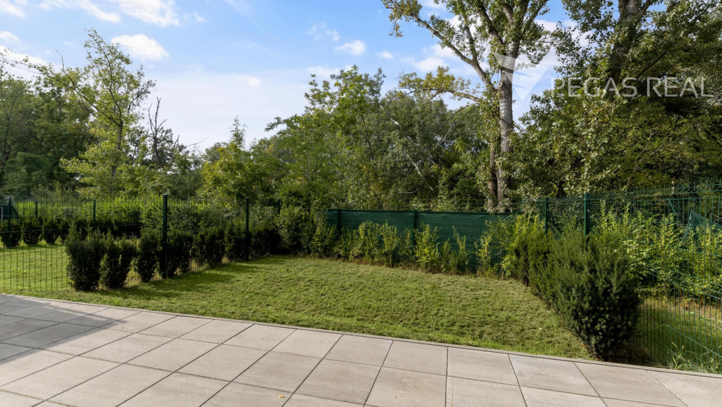 Krásny 6 izb. rodinný dom pri malom Dunaji na prenájom