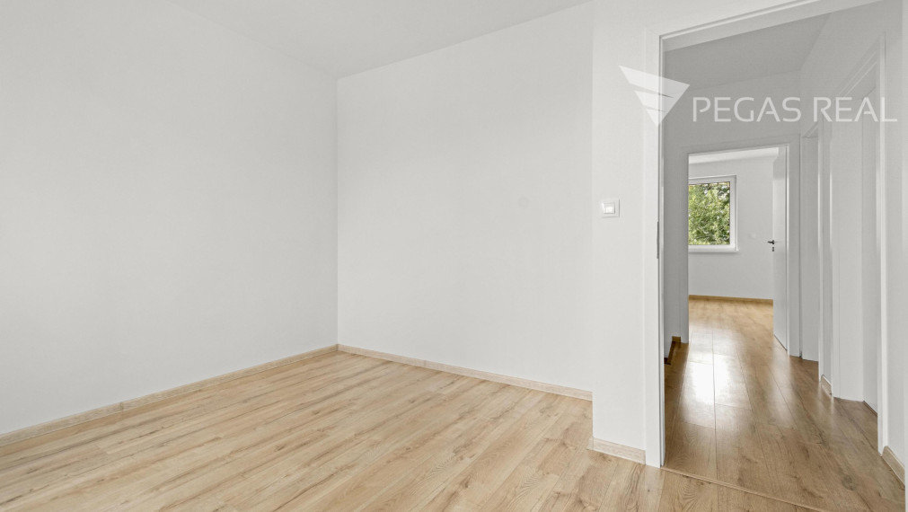 Krásny 6 izb. rodinný dom pri malom Dunaji na prenájom