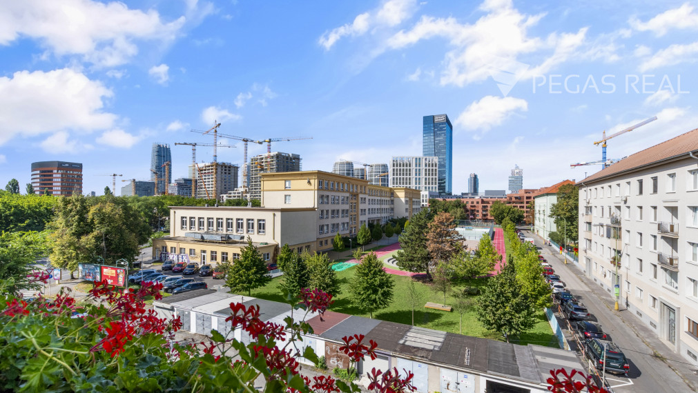 Krásny 5-izbový mezonet v Ružinove