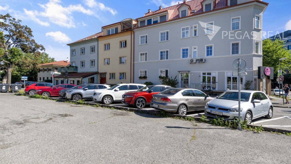 Krásny 5-izbový mezonet v Ružinove