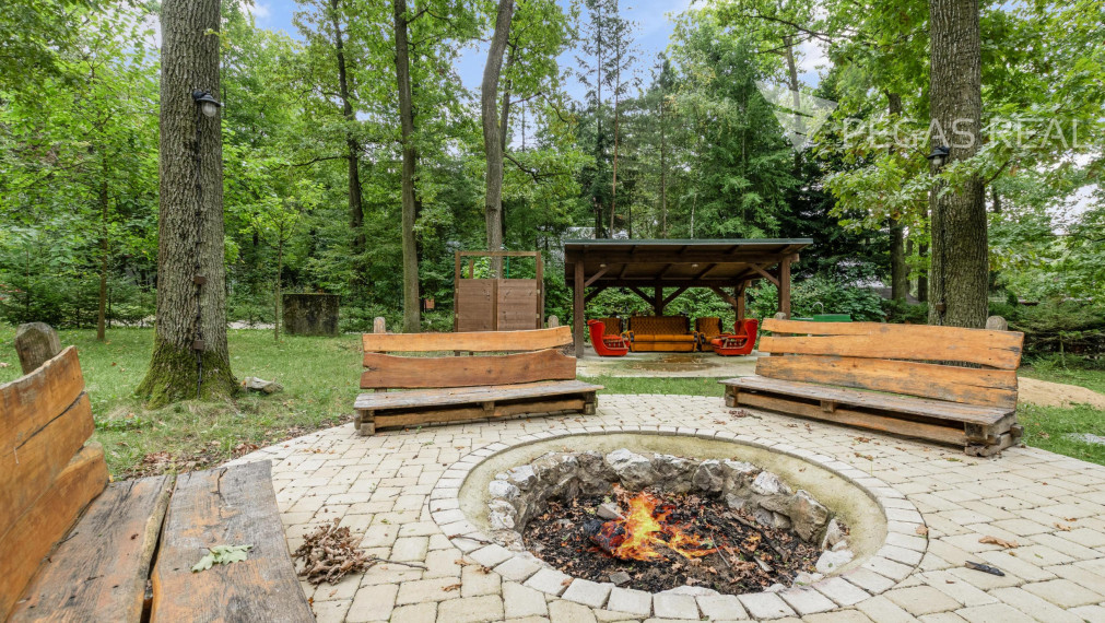 Krásna chata v nádhernom prostredí Rohožníka s vynikajúcou dostupnosťou z BA.