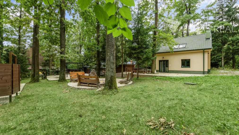 Krásna chata v nádhernom prostredí Rohožníka s vynikajúcou dostupnosťou z BA.