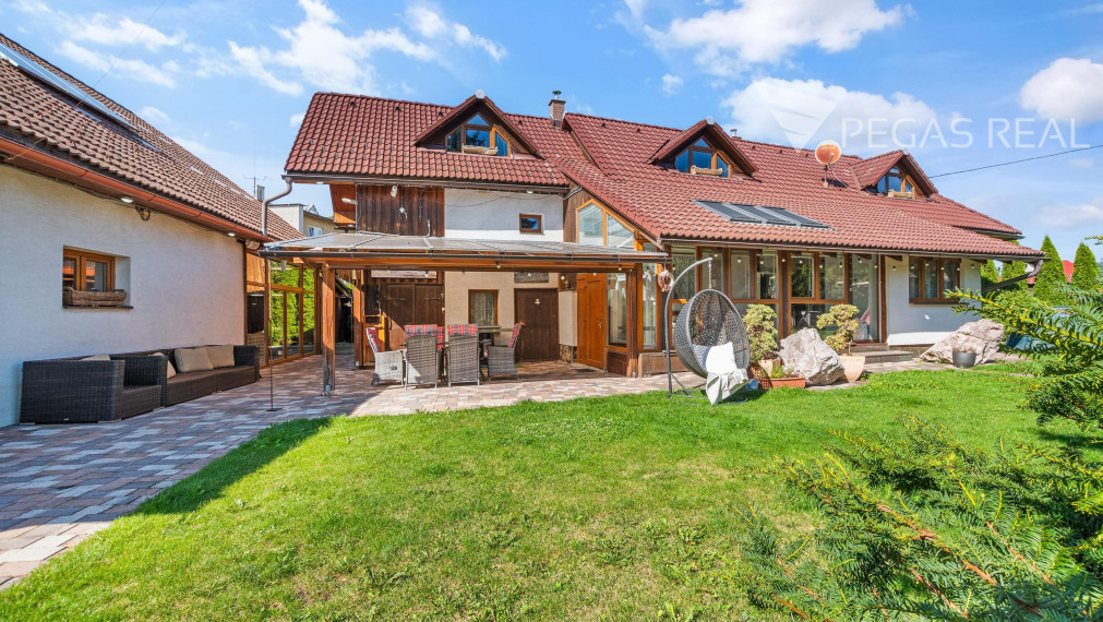 Nádherná usadlosť neďaleko Kremnických vrchov - Horná Štubňa