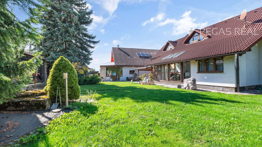 Nádherná usadlosť neďaleko Kremnických vrchov - Horná Štubňa