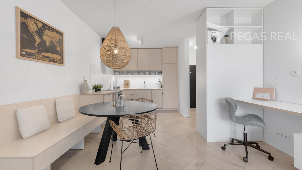 Rezervované: CUBICON - Dizajnový 2 izbový byt v Karlovej vsi