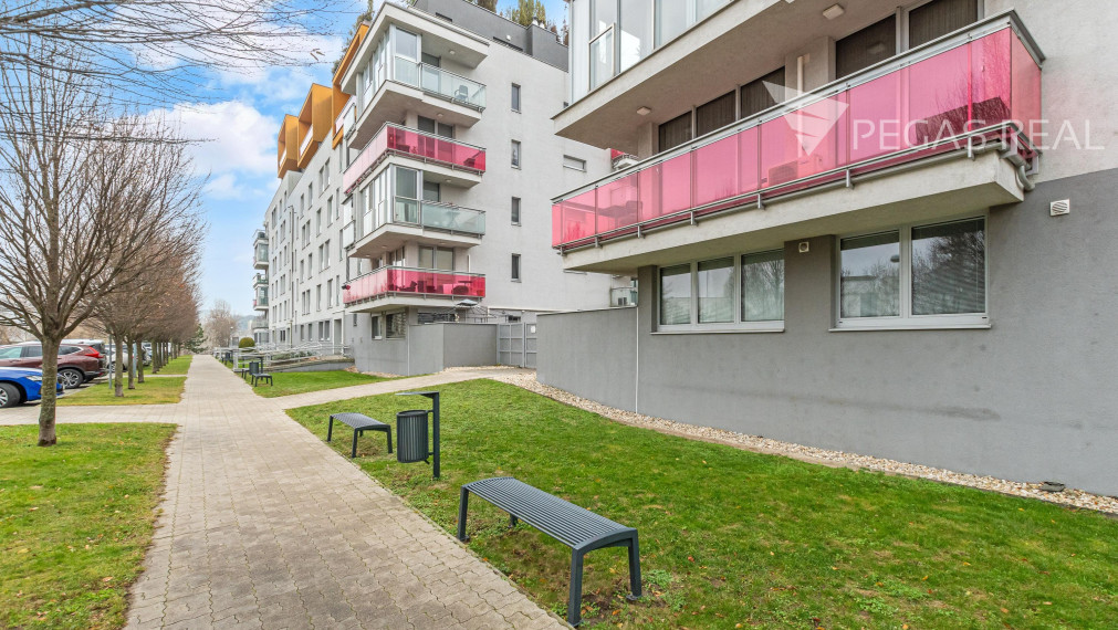 CUBICON - Dizajnový 2 izbový byt v Karlovej vsi