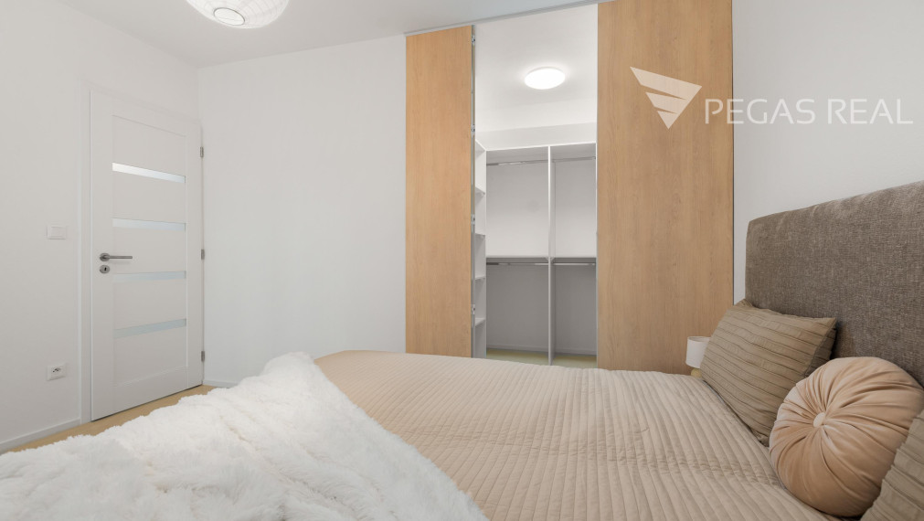 Krásny 2-izbový byt pri OC Nivy - Svätoplukova ulica, BA