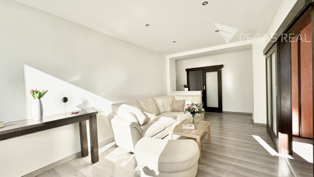 Slnečný 3-Izbový byt pri Štrkoveckom jazere - VIDEO