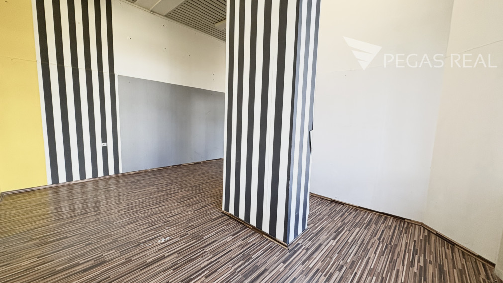 Obchodný priestor na prenájom v Ružinove -video