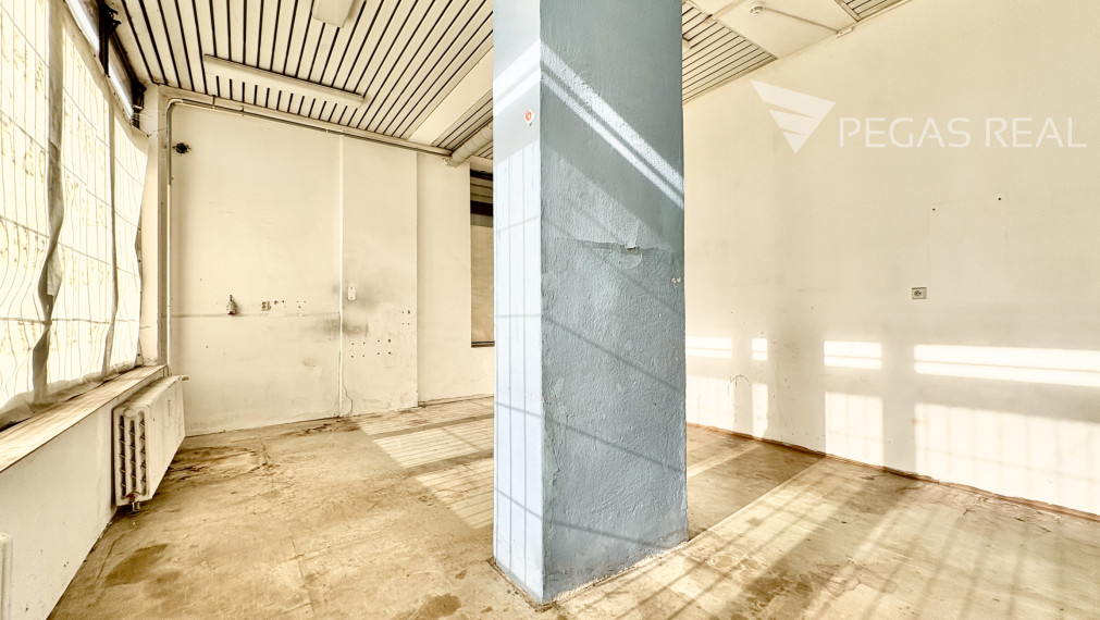 Obchodný priestor na prenájom v Ružinove -video