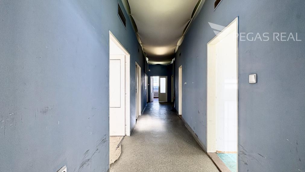 Obchodný priestor na prenájom v Ružinove -video