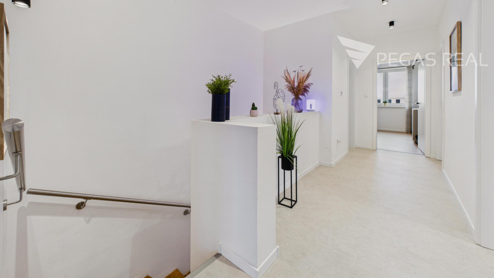 ŠTÝLOVÝ 4-IZBOVÝ RODINNÝ DOM S DOKONALE UDRŽIAVANOU ZÁHRADOU – CHORVÁTSKY GROB