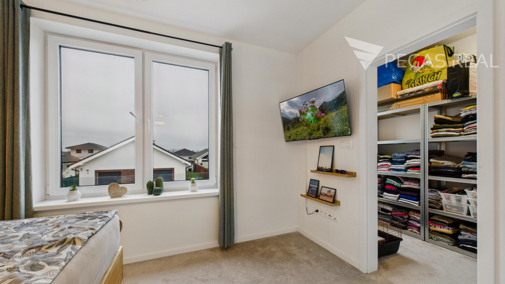 ŠTÝLOVÝ 4-IZBOVÝ RODINNÝ DOM S DOKONALE UDRŽIAVANOU ZÁHRADOU – CHORVÁTSKY GROB