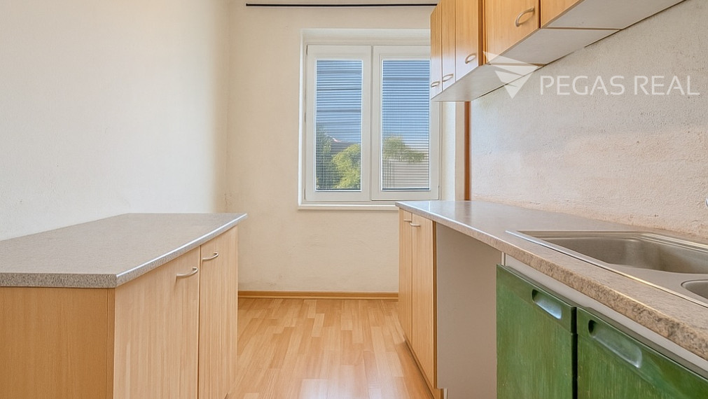 SUPER CENA 3-izbový byt, pôvodný stav, 40min. od Bratislavy