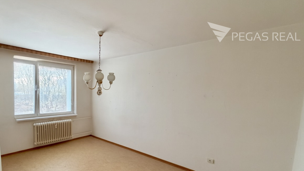 3-izbový byt v pôvodnom stave v Ružinove, Exnárova ul.