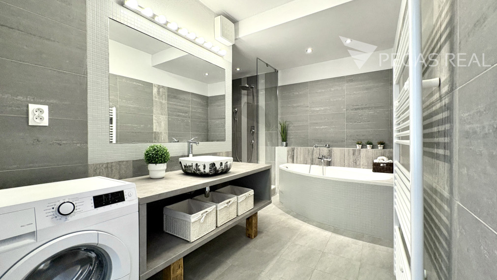 Priestranný 2,5i byt s unikátnym výhľadom z terasy - VIDEO