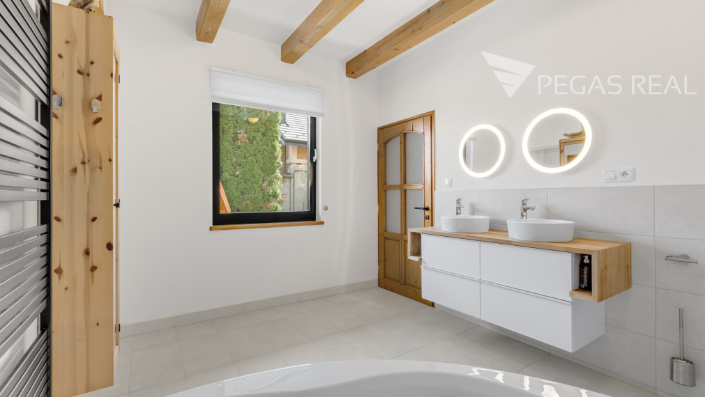 Krásny 4-izb.rodinný dom v obci Hegeyshalom, iba 20 min. od Auparku