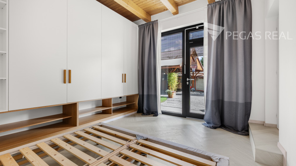 Krásny 4-izb.rodinný dom v obci Hegeyshalom, iba 20 min. od Auparku