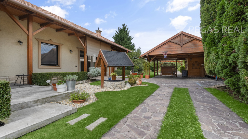 Krásny 4-izb.rodinný dom v obci Hegeyshalom, iba 20 min. od Auparku