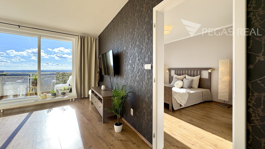 Priestranný 2,5i byt s unikátnym výhľadom z terasy - VIDEO