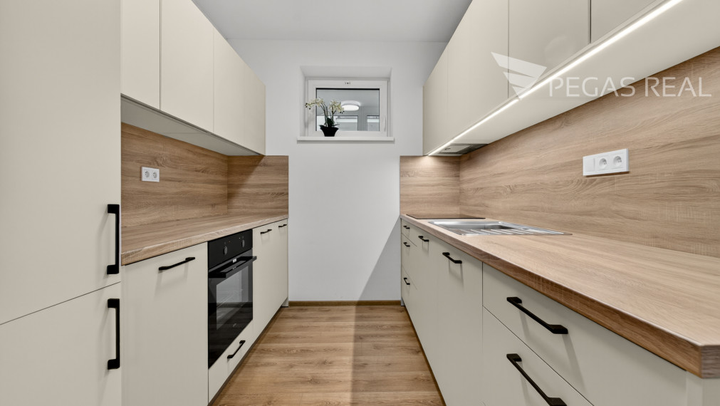 Krásny kompletne zariadený a úplne nový  2-izb.byt v ZM na predaj