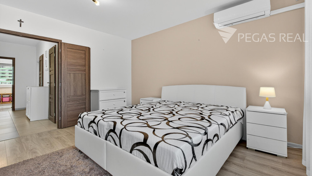 3-izbový byt s dvoma loggiami a pivnicou v Petržalke na Vígľašskej v Bratislave - VIDEO