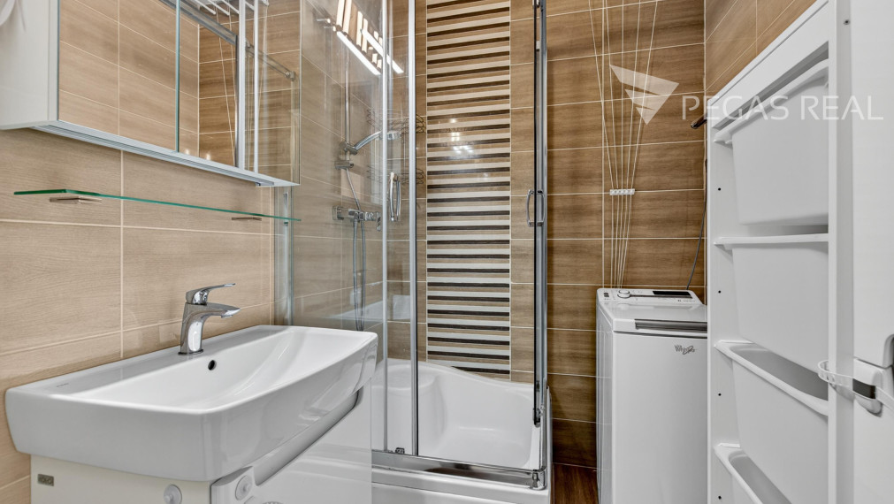 3-izbový byt s dvoma loggiami a pivnicou v Petržalke na Vígľašskej v Bratislave - VIDEO