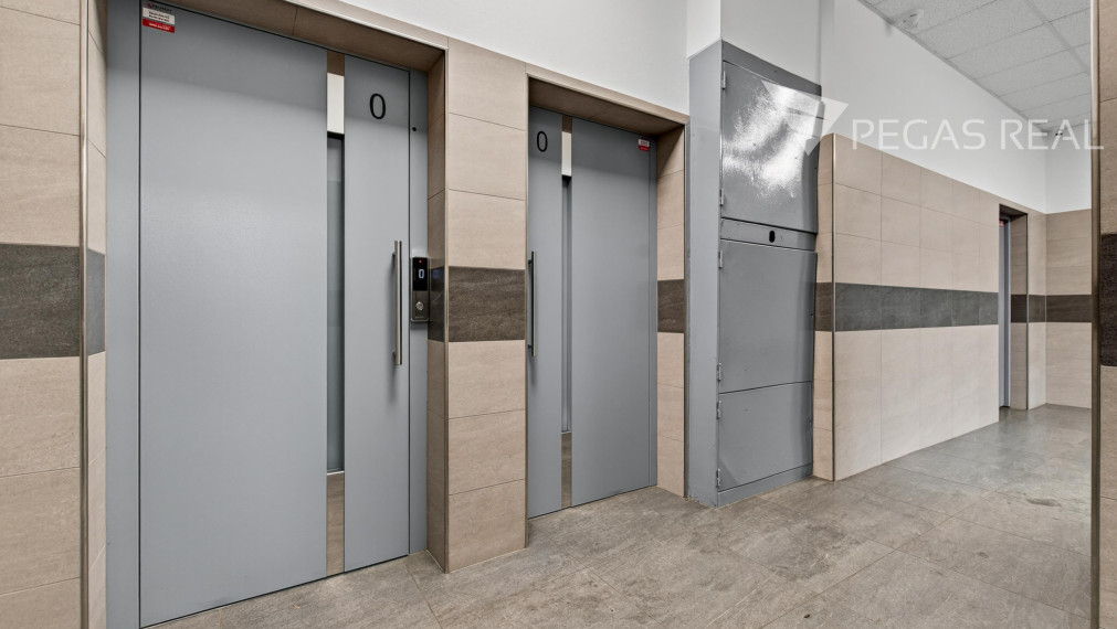 3-izbový byt s dvoma loggiami a pivnicou v Petržalke na Vígľašskej v Bratislave - VIDEO