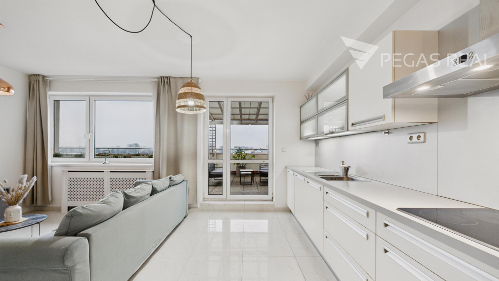 3-izbový byt s terasou na najvyššom poschodí v Ružinove v Bratislave - VIDEO