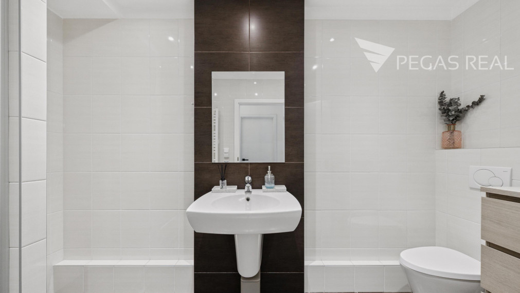 3-izbový byt s terasou na najvyššom poschodí v Ružinove v Bratislave - VIDEO