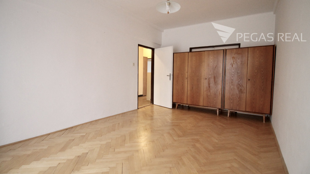 3. izbový byt vo vyhľadávanéj lokalite, BA- Nové mesto