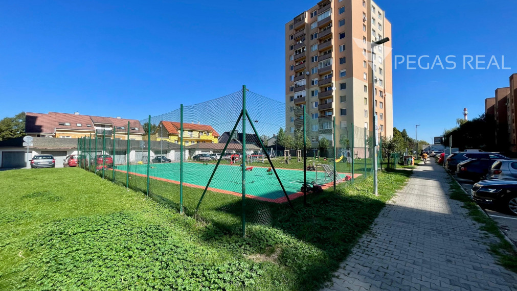 3-izbový byt po kompletnej rekonštrukcii v Senci - VIDEO