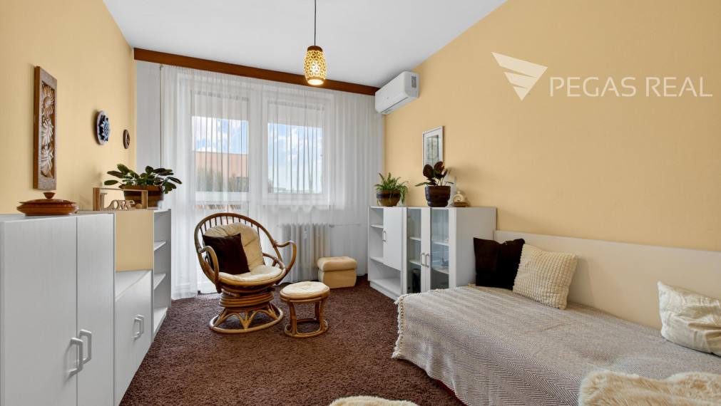 Veľký 2-izbový byt na Grosslingovej v centre mesta