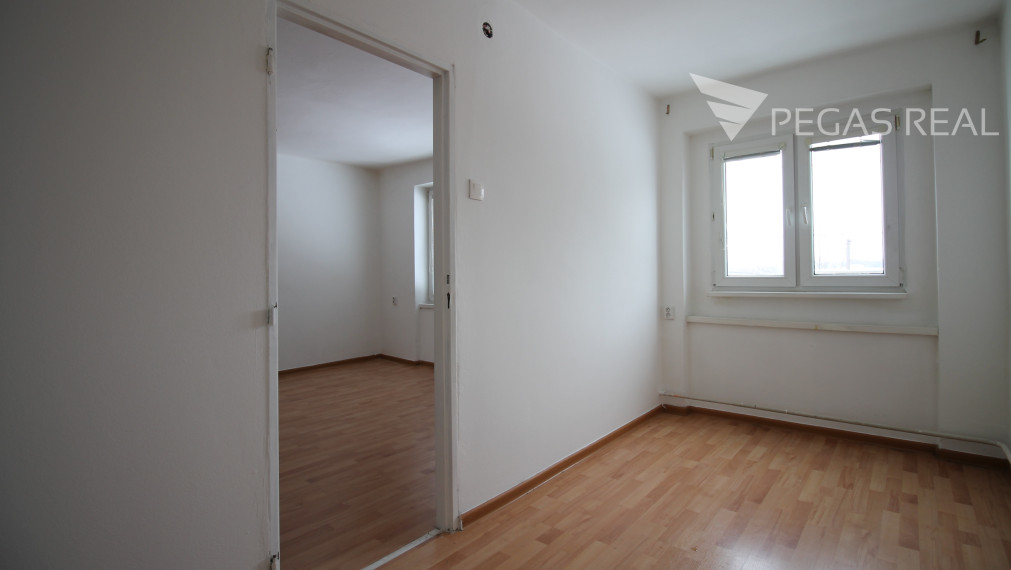 NAJLACNEJŠÍ 3-izbový byt, BA, TT kraj, 40minút od Bratislavy