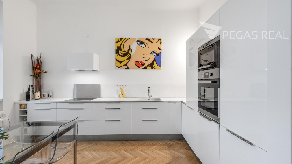 Luxusný 4 izb. staromestský byt na Holubyho ulici