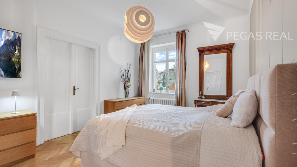 Luxusný 4 izb. staromestský byt na Holubyho ulici